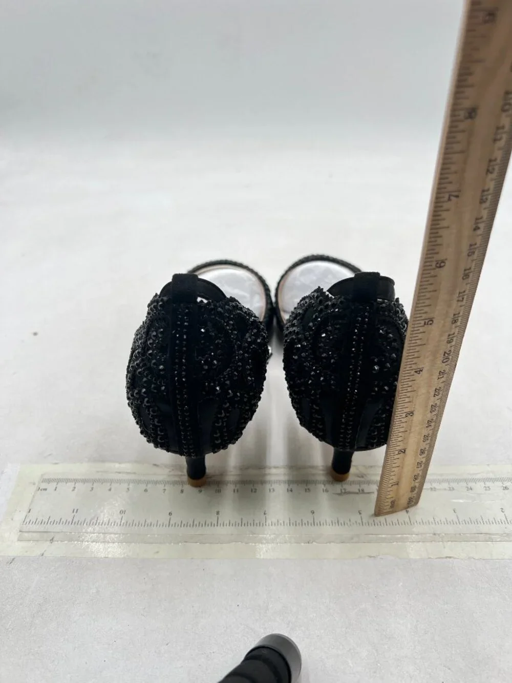 XYD black sandals